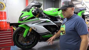 kawasaki ninja 636 ZX6R 30th Anniversary Edition.  Καμικάζε 神風