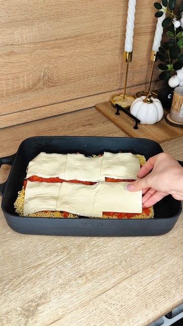 Лазанья из рамена 😋#рецепты #вкусно #еда #shorts смотреть онлайн