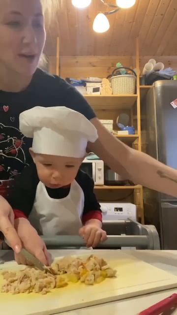 Готовим тыквенный суп-пюре💙 #рецептыдлядетей #ппрецепты #суппюре#shorts смотреть онлайн