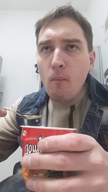 Мукбанг👉ПЮРЕ "ДОШИРАК"#shorts смотреть онлайн