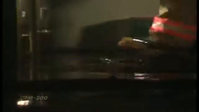 Dupont(TM) FM 200 Demonstration Vs Water Sprinkler смотреть онлайн