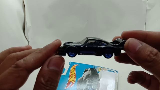 UnBoxing Hotwheels Porsche 934.5