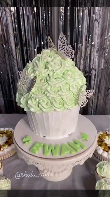 Giant cupcake | themecake #shorts #shortsvideo