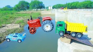 Падение машинок в воду