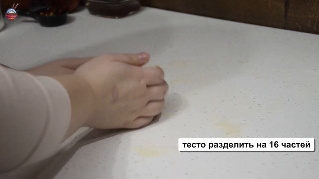 Паровые пшеничные блинчики для утки по-пекински! Подаем с тонко нарезанными овощами. Азиатская кухн смотреть онлайн