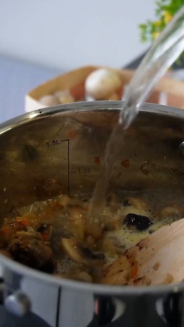 #shorts Грибной крем-суп, самый быстрый рецепт. Вкуснейший рецепт😋 смотреть онлайн