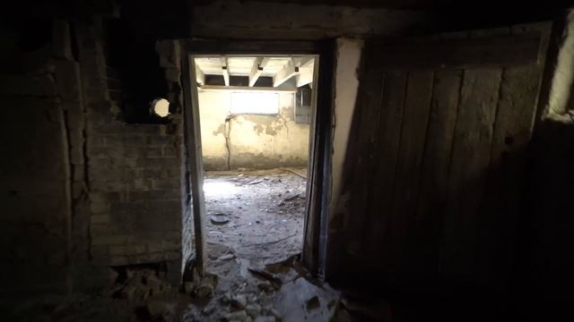 Michigan's Abandoned Thumb | CAT LADY MANSION, AIR FORCE RADAR STATION смотреть онлайн