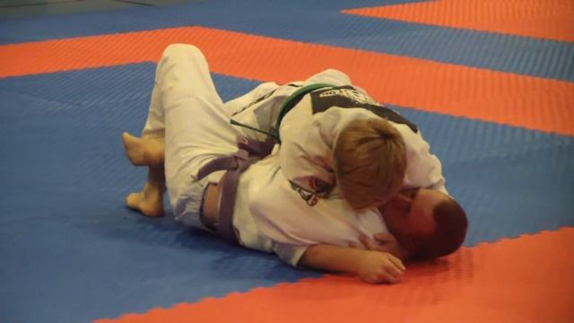 Kari At Fenix Tournament II смотреть онлайн