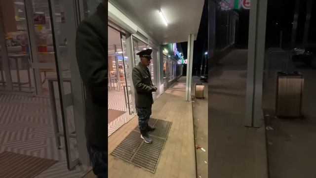 И это самое.)) #рек #ютуб #волгоград #россия #рекомендации #топ #а4 #дед #шортс #лучшее #shorts смотреть онлайн