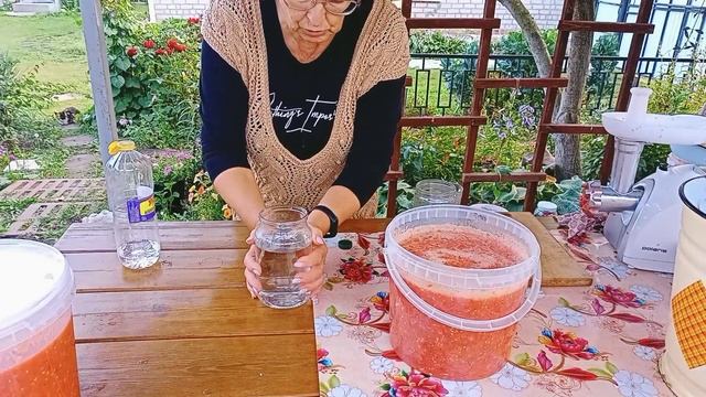 три Аджики на столе смотреть онлайн