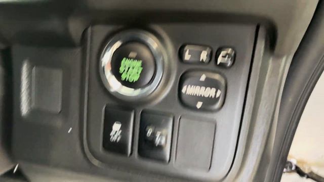 Toyota Wish, 2012 год