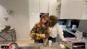 УГАРНЫЙ КУКИНГ С ДЕВОЧКАМИ!🤣ft.(Генсуха, Сабина, Дилара, Каролина, Акулич)