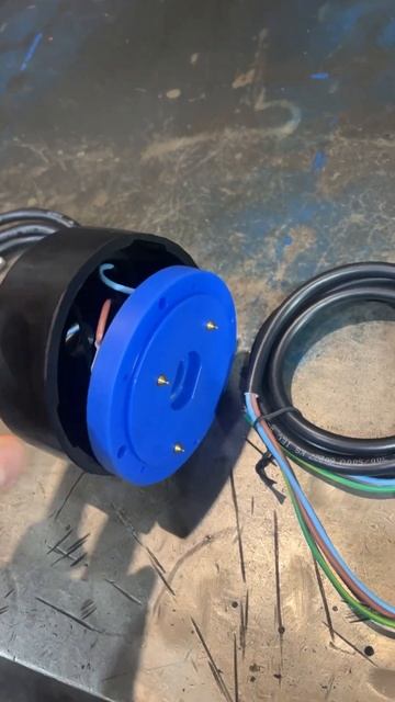 ❗️Так выглядит токосъёмное кольцо на КМУ HKTC 🇰🇷 #gdplru #гидравлистика #hyundaieverdigm смотреть онлайн