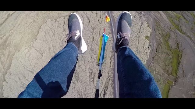 Paragliding Tandem flight over Lavafields & Volcanic Craters in Iceland смотреть онлайн