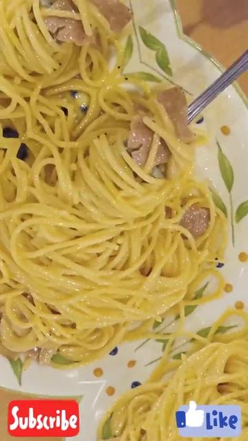 SPAGHETTI CARBONARA WITH EGG BACON AND CREAM #thankyou #enjoy watching #shorts смотреть онлайн
