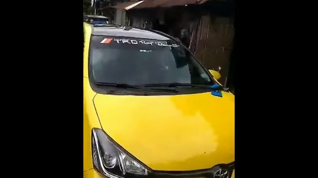 Toyota wigo panoramic roof film elegant image. смотреть онлайн