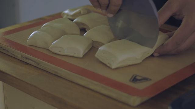 איך להכין ג'חנון - המתכון המלא | How to make Jachnun - Full recipe смотреть онлайн