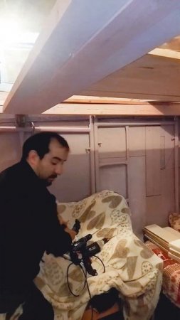 150 гвоздь✒️, как аккуратно забить в дерево#гвоздь #nail #hammer