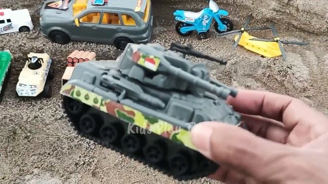 Mainan Mobil Mobilan, Tank Radar, Mobil Tank, Pelontar Roket, Pemadam Kebakaran, Pesawat Terbang