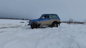 Как в одиночку вытащить авто из сугроба?! Антибукс Z-track PRO выручит?