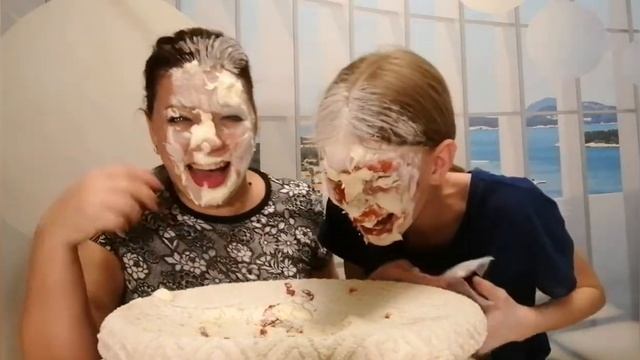 СУПЕР ПЕЛЬМЕНЬ НА ЛИЦЕ! 🤯 смотреть онлайн