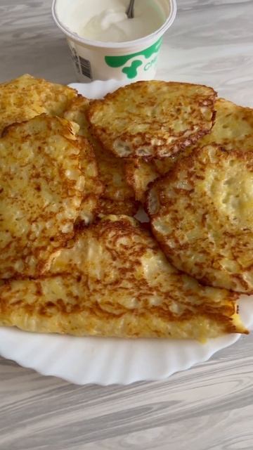 Кто любит драники😋вкусненько😉#рекомендации #shortsvideo #вкуснаяеда #shorts смотреть онлайн