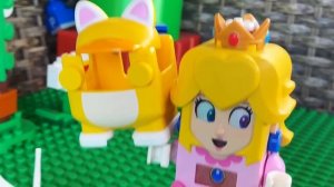 LEGO Mario Bros. enter Nintendo Switch to find the key and save Yoshi! #legomario