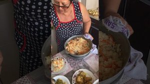 “Традиционный туркменский плов: от кухни до стола”