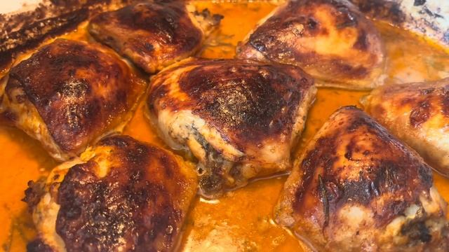 Курочка в сливочном соусе и острый салат из брынзы смотреть онлайн