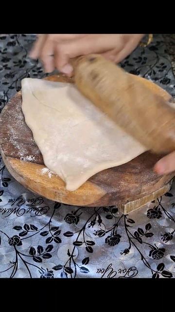 Black Chana Triangle Paratha🔺️||tasty and delicious😋#viral#trending#ytshorts#cookingsimpleideas2454 смотреть онлайн