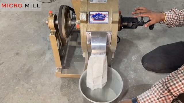 14 Inch Atta Chakki / Mini Atta chakki M: +91 8487036644 / 96387 11144 смотреть онлайн