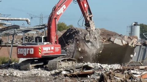 HITACHI ZAXIS 290LC LAST PIECE OF THE WALL