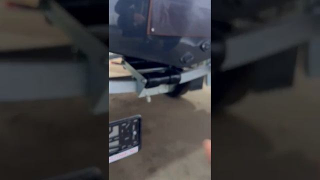 Ролик килевой (двойной) подъемный для лодочного прицепа. смотреть онлайн