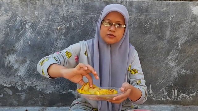 Martabak mie khas madura, gorengnya pakai lemak sapi// kuliner bangkalan смотреть онлайн