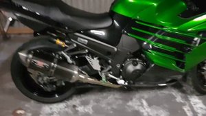 Kawasaki Ninja ZX14R Performance Sports Edition. Yoshimura Carbon Fibre Dual Exhaust