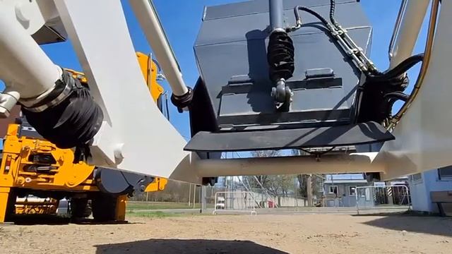 Общая видео- инструкция по эксплуатации бетоносмесителя YNIX смотреть онлайн