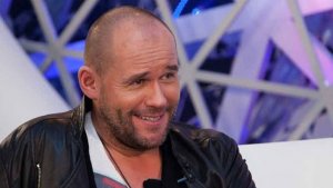 Максим Аверин: "На съёмках в Адлере меня посадили в один вольер с волками"