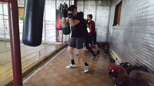 Эффективная работа на боксёрском мешке. смотреть онлайн