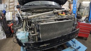 Ремонт Toyota RAV4 с перекосам по лонжероном и рамки радиатора