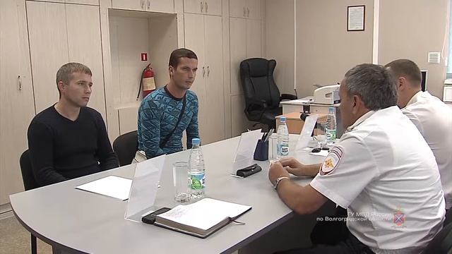 Руководители ГИБДД проверили качество оказания Государственных услуг смотреть онлайн