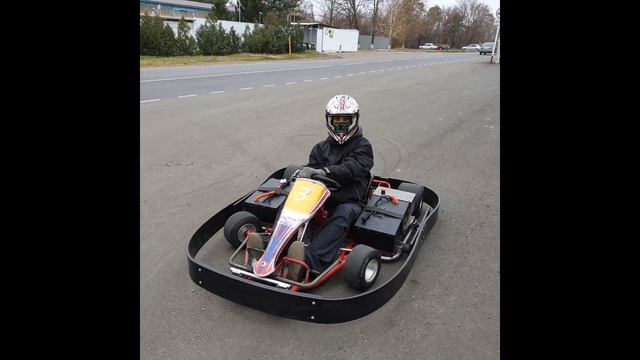 Прокатный электрокарт Deller