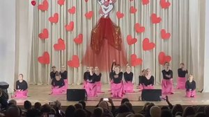 Танцевальный коллектив "Сияние" - Танец "Снится сон"
