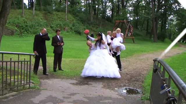 Свадебная прогулка (отрывок из фильма) смотреть онлайн