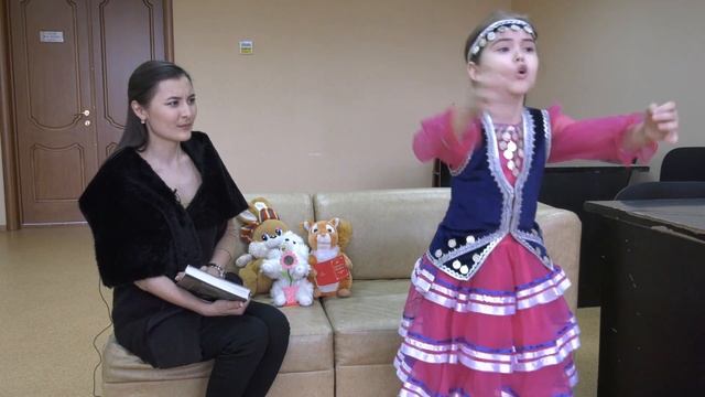 Башҡорт халыҡ әкиәттәре. «Ҡуян менән төлкө» Асия Гарипова һөйләй. Редактор Л. С. Юламанова