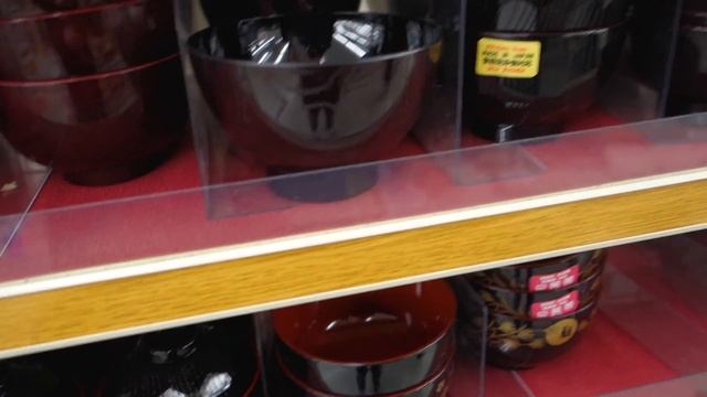 100 YEN SHOP IN GIAPPONE - UN NEGOZIO FANTASTICO смотреть онлайн