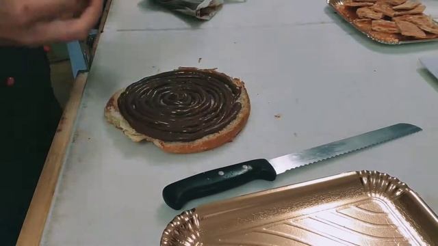 We ❤️ spongada con la Nutella😍😍😍😍 смотреть онлайн