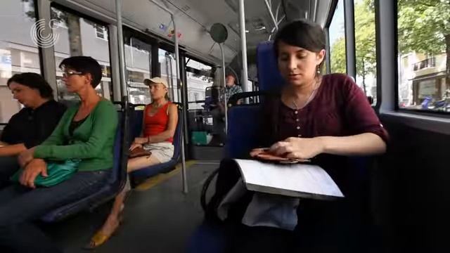 Mein Weg nach Deutschland   1  Im Bus смотреть онлайн
