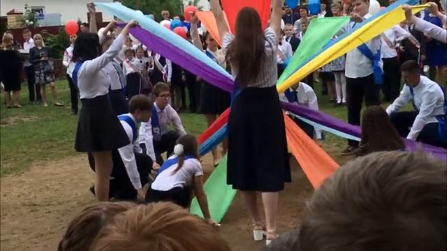 Последний звонок у 9 и 11 класса. ТСОШ №2. (25.05.19.) смотреть онлайн