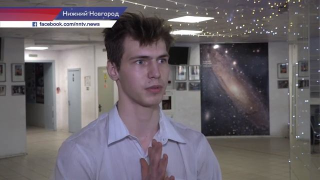 В День космонавтики нижегородские школьники в планетарии сыграли в «РосКвиз» смотреть онлайн