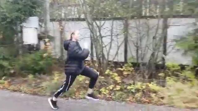 Круглова Василиса Алексеевна. Домашняя школа. Физкультура. 1 неделя. Бег 30 метров-5.47 секунд. смотреть онлайн